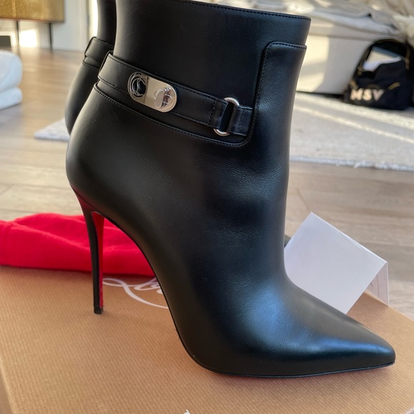 Louboutin Lock So Kate Bootie 100mm - Picture 10 of 16